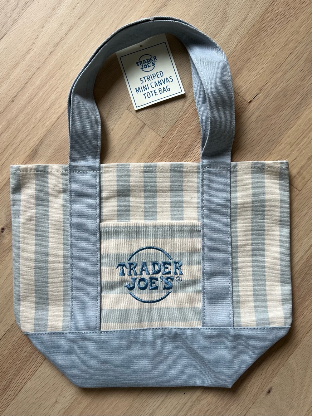 SOLD OUT Viral TRADER JOE’S NWT 2026 Summer Stripes Canvas Tote Bag- Blue